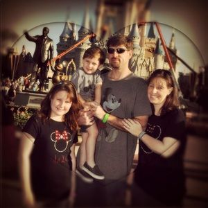 Meet your Posher, Julie